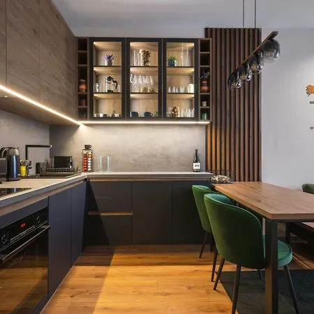 Lux Flat Next To Park With Working Space By Flat Mаnager Sofie