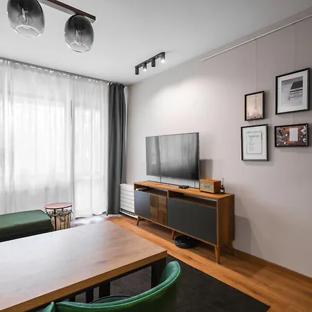 Lux Flat Next To Park With Working Space By Flat Mаnager Lägenhet *