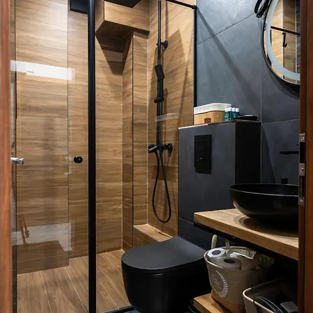 Lux Flat Next To Park With Working Space By Flat Mаnager